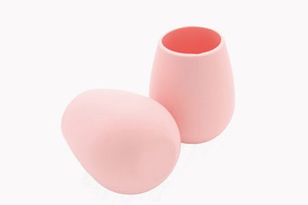 硅膠材質(zhì)的創(chuàng)意水杯 硅膠材質(zhì)的創(chuàng)意水杯